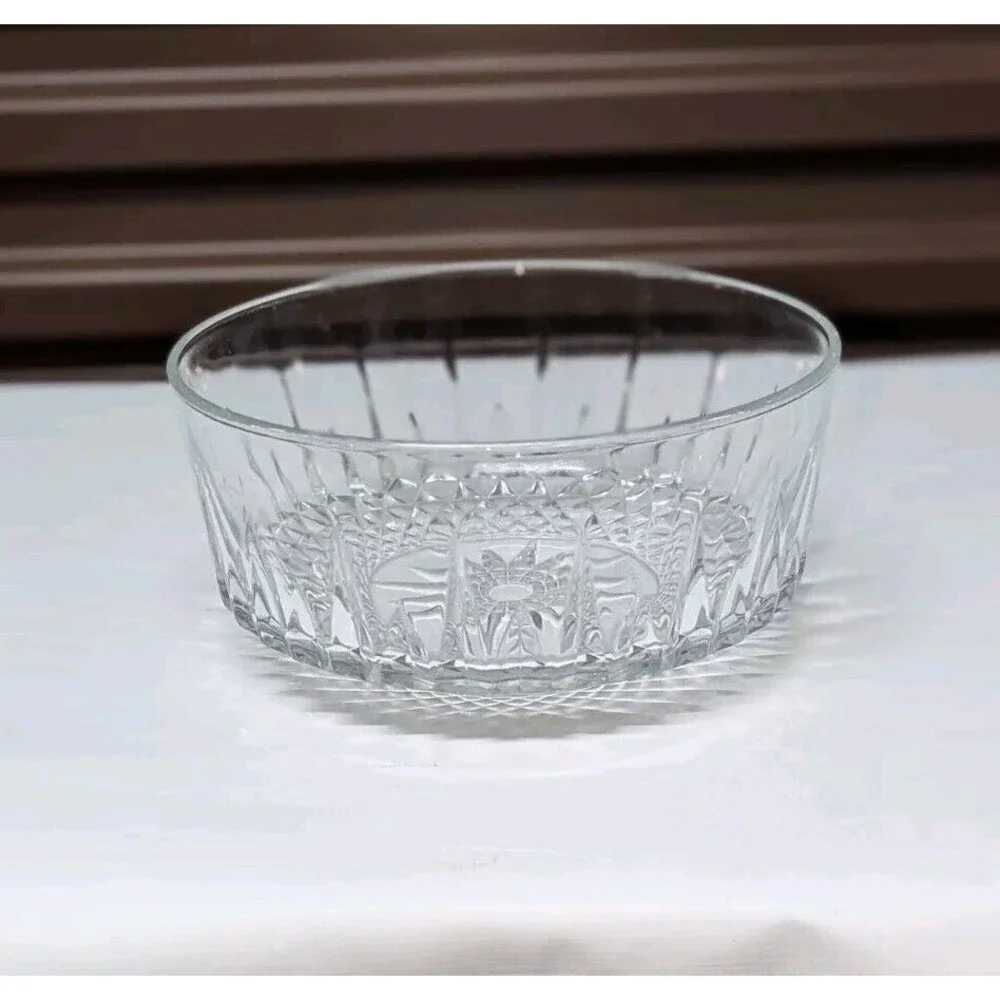 Vintage Arcoroc Cristal d'Arques Diamant 7.5